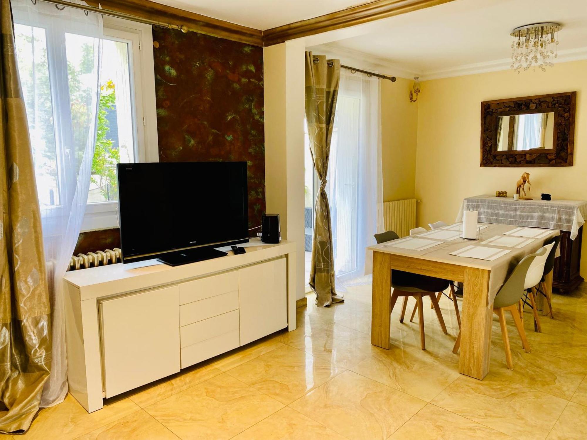 Montmorency appartement Extérieur photo